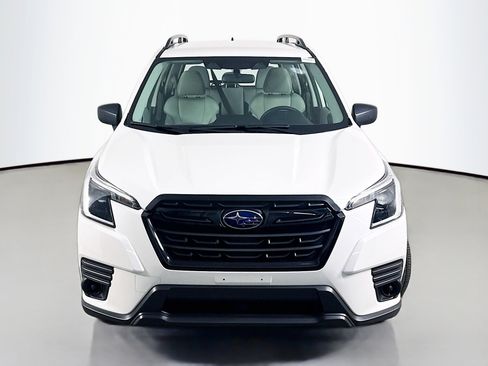 Used 2024 Subaru Forester image 2