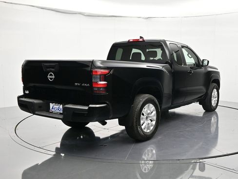 Used 2022 Nissan Frontier SV w/ Technology Package image 5