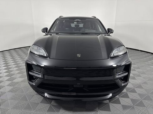 Used 2025 Porsche Macan Turbo Electric image 6