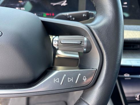Used 2024 Lucid Air Pure RWD image 27