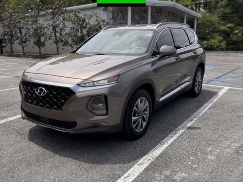 Used 2019 Hyundai Santa Fe SEL FWD image 1