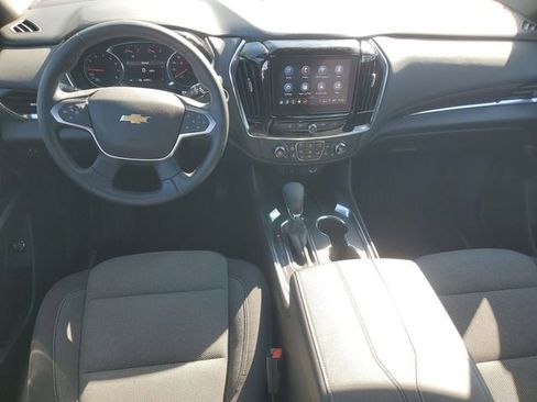 Certified 2023 Chevrolet Traverse LT FWD image 13