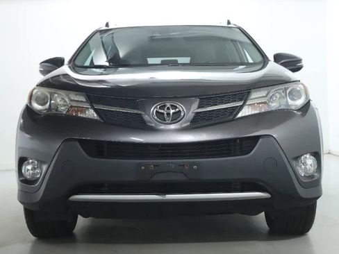Used 2014 Toyota RAV4 Limited w/ Technology Package AWD/4WD image 5