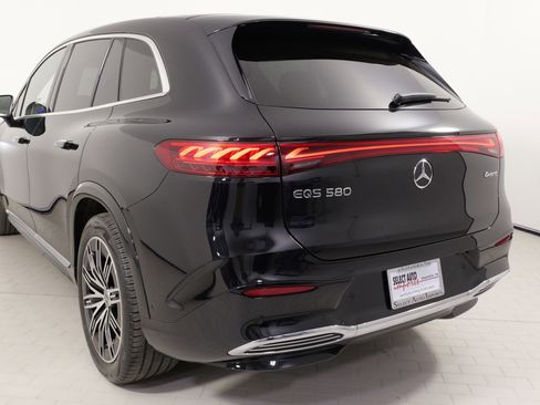 Used 2023 Mercedes-Benz EQS 580 4MATIC SUV image 13