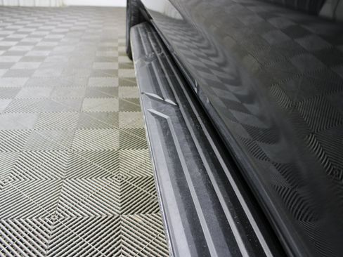 Used 2023 Chevrolet Suburban Premier image 46