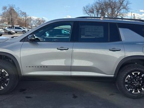 New 2026 Chevrolet Traverse Z71 w/ Enhanced Driving Package AWD/4WD image 4
