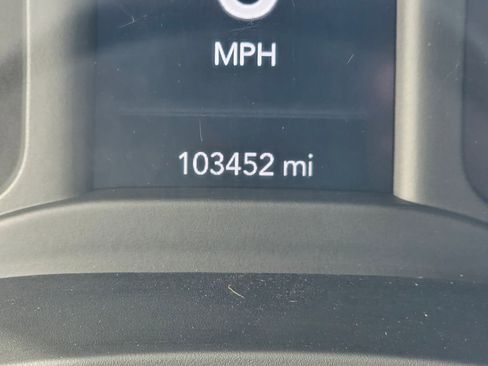 Used 2019 RAM 2500 Big Horn image 23