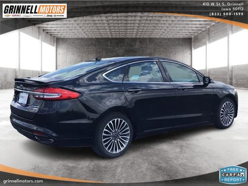 Used 2017 Ford Fusion Titanium FWD image 5