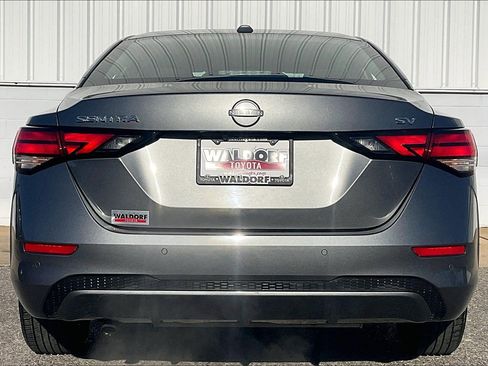 Used 2024 Nissan Sentra SV image 5