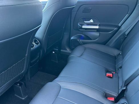 Certified 2025 Mercedes-Benz GLA 250 4MATIC image 12