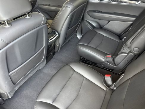Certified 2025 Cadillac XT6 Premium Luxury FWD image 13