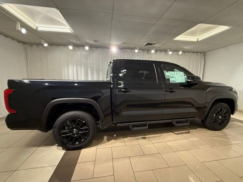 New 2026 Toyota Tundra Limited AWD/4WD image 5