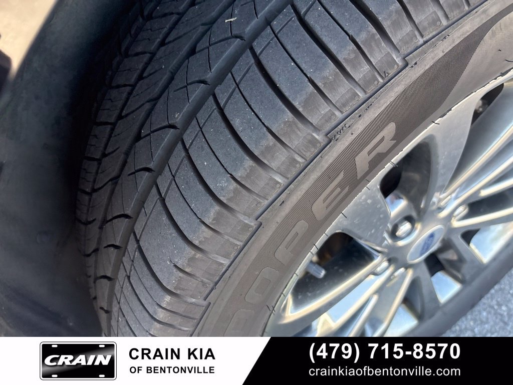 Used 2020 Ford Expedition Limited RWD image 9