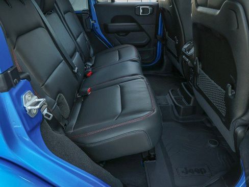 New 2026 Jeep Wrangler Unlimited Rubicon w/ Steel Bumper Group image 32