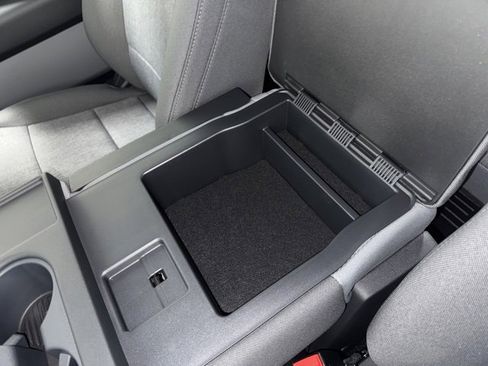 New 2026 Ford F250 XL w/ XL Chrome Package image 20