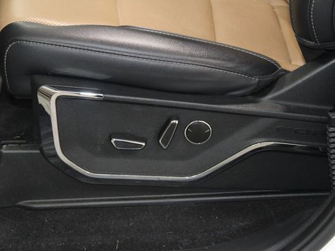 Used 2023 Ford F150 Lariat w/ Equipment Group 502A High image 18