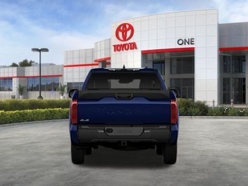 New 2026 Toyota Tundra SR5 w/ SR5 Convenience Package AWD/4WD image 42