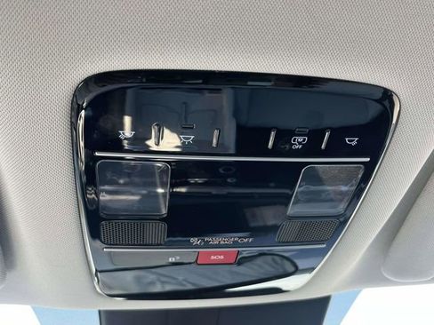 Used 2025 Hyundai Santa Fe SEL FWD image 20