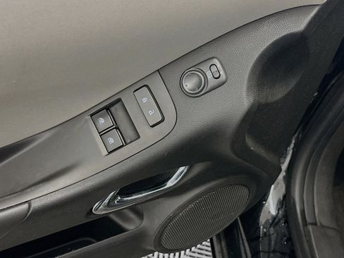 Used 2013 Chevrolet Camaro LS RWD image 15
