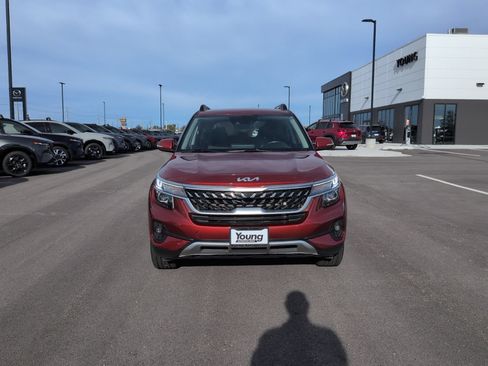 Used 2022 Kia Seltos Nightfall Edition AWD/4WD image 2