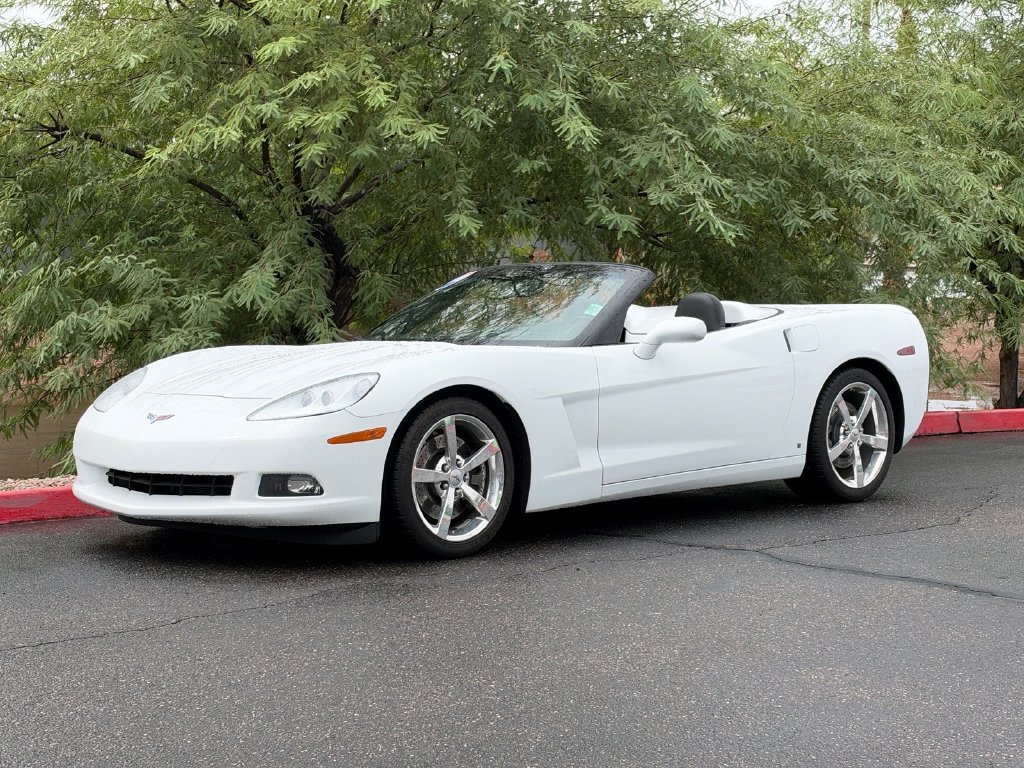 Used 2008 Chevrolet Corvette Convertible w/ Preferred Equipment Group RWD image 1