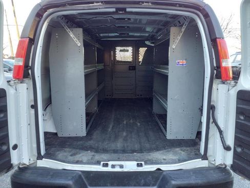 Used 2019 Chevrolet Express 2500 w/ Driver Convenience Package image 6