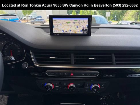Used 2019 Audi Q7 3.0T Premium w/ Cold Weather Package AWD/4WD image 23