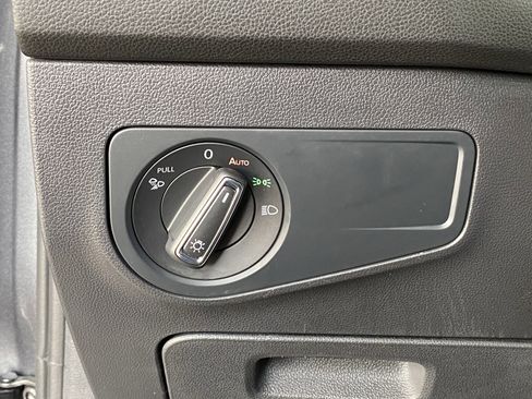 Used 2023 Volkswagen Tiguan SEL R-Line image 24