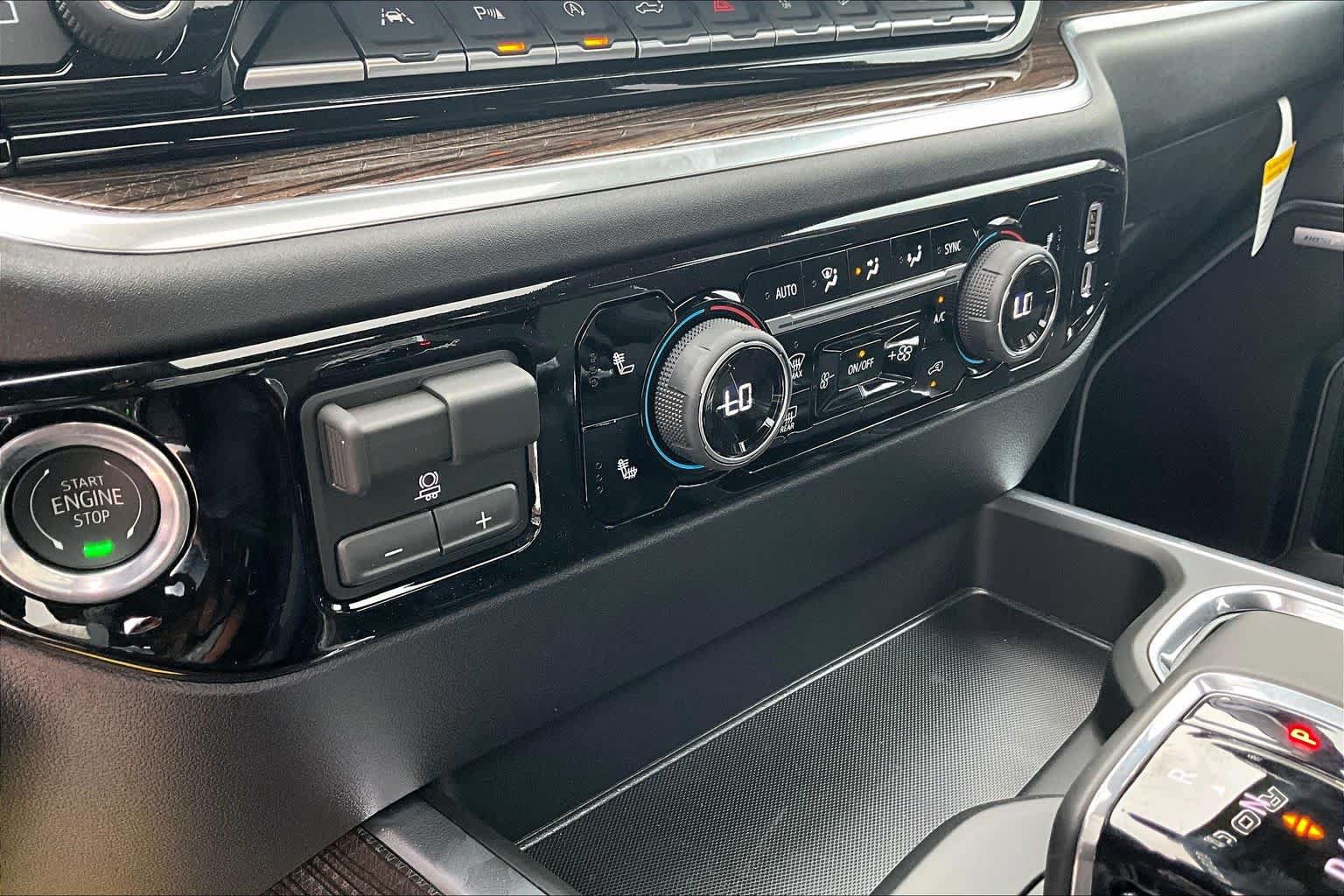 New 2026 Chevrolet Silverado 1500 RST AWD/4WD image 19