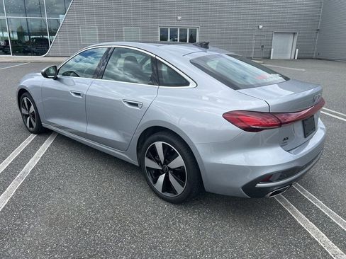 Used 2025 Audi A5 2.0T Premium Plus w/ Premium Plus AWD/4WD image 6