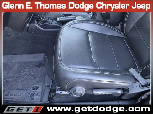 Used 2022 Jeep Wrangler Unlimited Sahara image 24