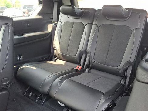 New 2025 Jeep Grand Cherokee L Altitude image 7