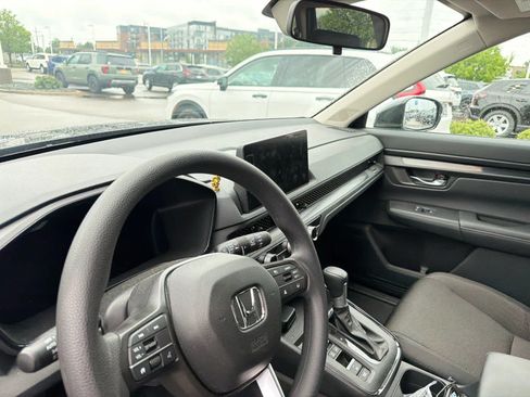 Used 2026 Honda CR-V EX image 9