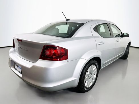 Used 2011 Dodge Avenger Express image 7