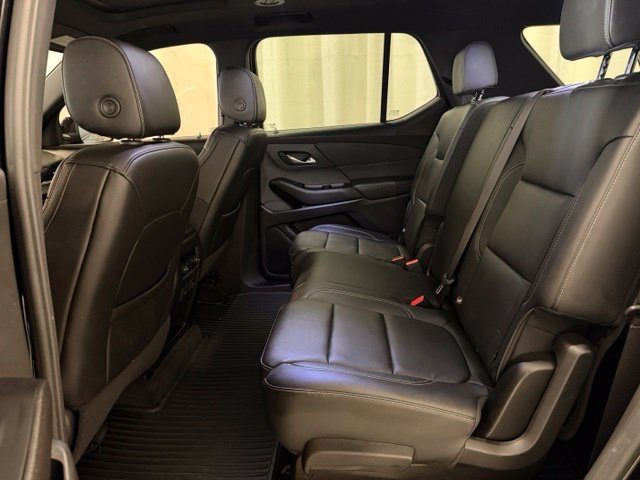 Used 2023 Chevrolet Traverse LT w/ LT Premium Package AWD/4WD image 26