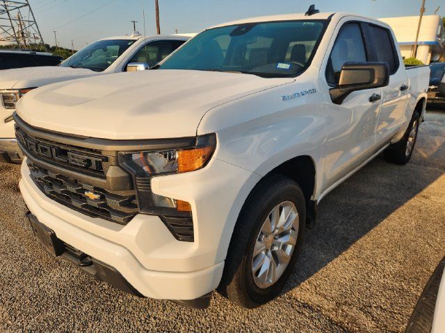 Used 2024 Chevrolet Silverado 1500 Custom RWD image 2