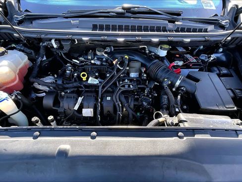 Used 2019 Ford Edge Titanium w/ Equipment Group 301A image 31