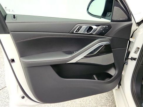 Used 2024 BMW X6 M60i AWD/4WD image 11