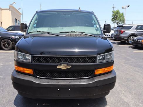 Used 2021 Chevrolet Express 2500 w/ Driver Convenience Package RWD image 2