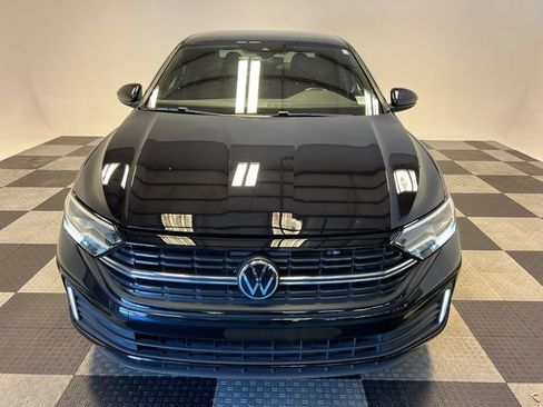 Certified 2024 Volkswagen Jetta Sport FWD image 2