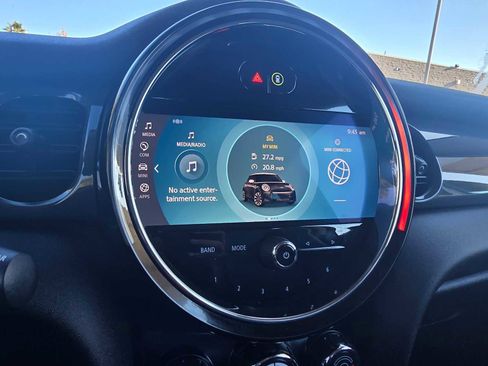 Used 2022 MINI Cooper 2-Door Hardtop image 21