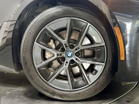 Used 2024 BMW i4 eDrive35 w/ Premium Package RWD image 12