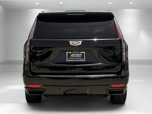 Used 2024 Cadillac Escalade ESV Sport w/ Touring Package AWD/4WD image 8