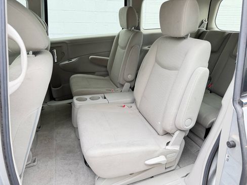 Used 2014 Nissan Quest S FWD image 22