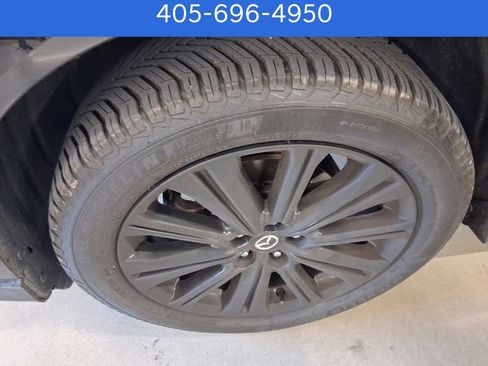 Used 2022 MAZDA CX-5 Signature image 16