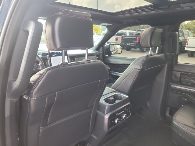 Certified 2024 Ford Expedition Platinum AWD/4WD image 14