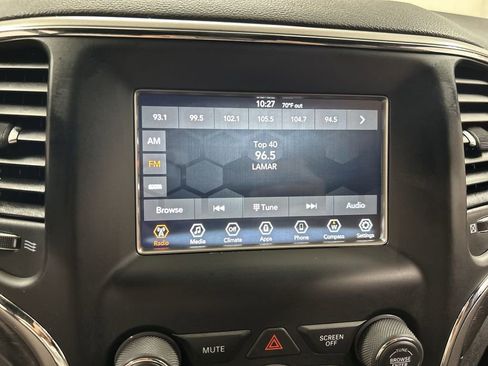 Used 2018 Jeep Grand Cherokee Laredo AWD/4WD image 14