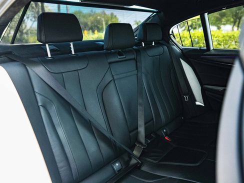 Used 2022 BMW M5 w/ Executive Package AWD/4WD image 19