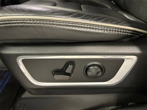 Used 2022 RAM 1500 Laramie w/ Sport Appearance Package image 16