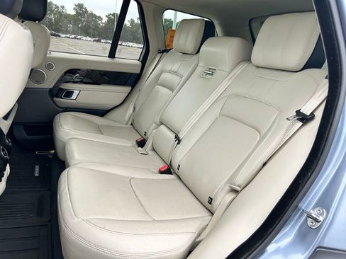 Used 2018 Land Rover Range Rover HSE AWD/4WD image 11